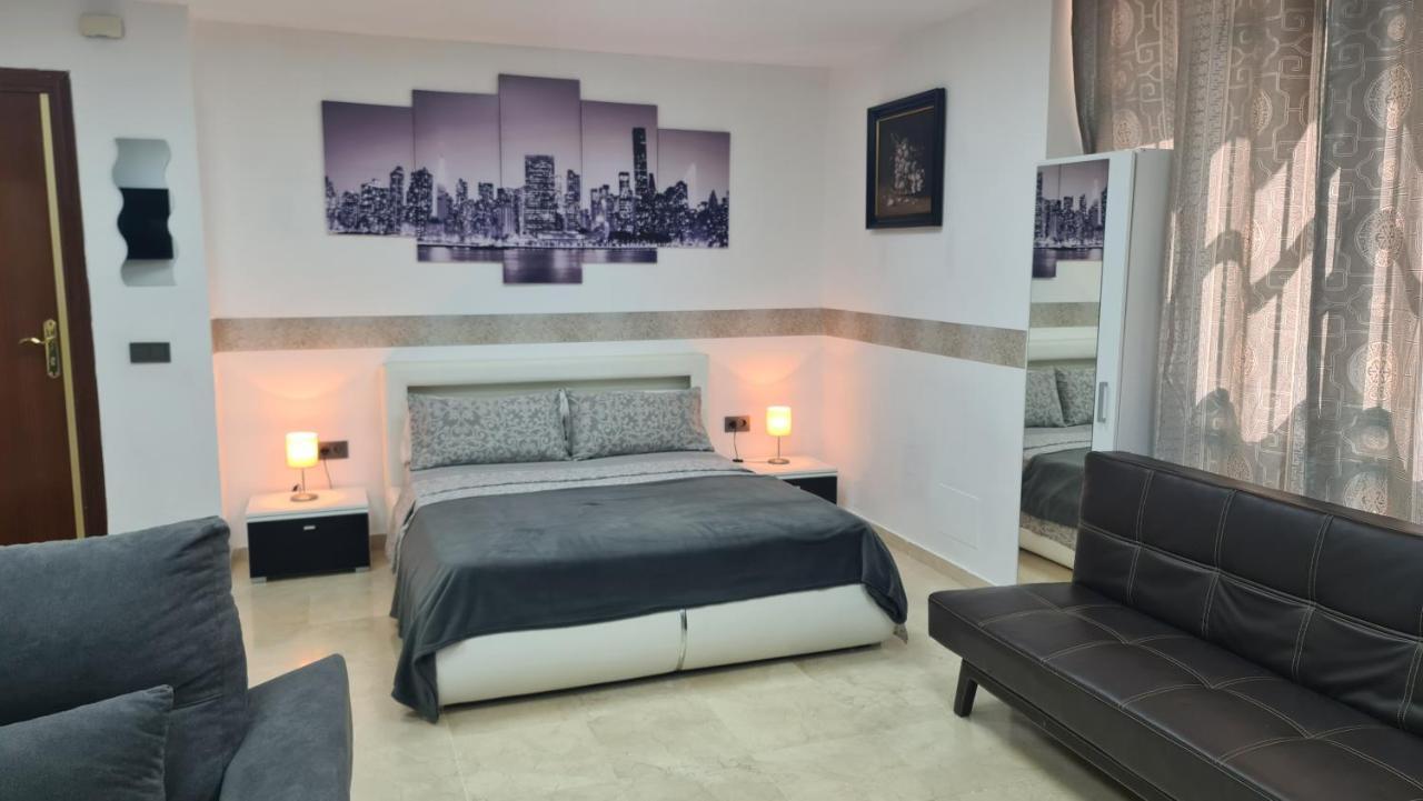 Apartamentos Porvera Jerez Centro Jerez de la Frontera Esterno foto